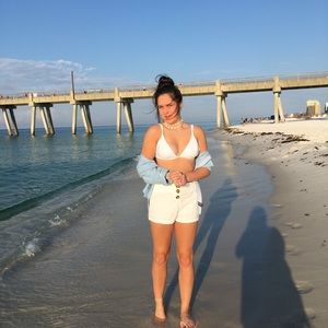 Meet your Posher, Faith